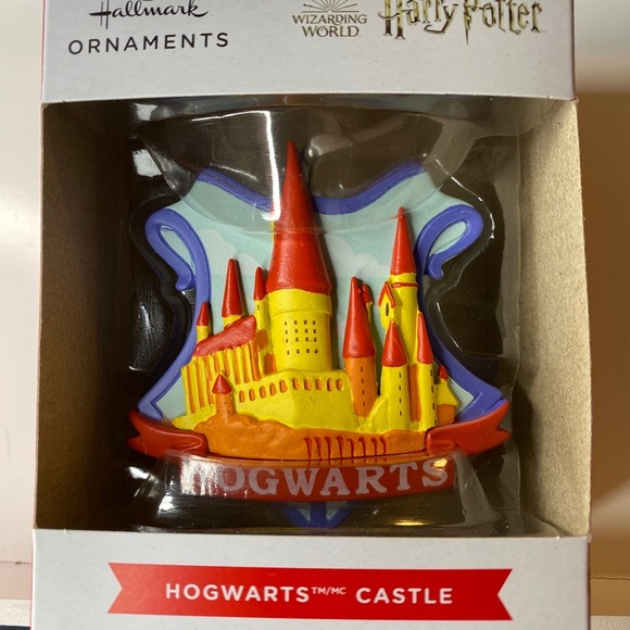 Hogwarts hallmark ornament - Picture 1 of 2